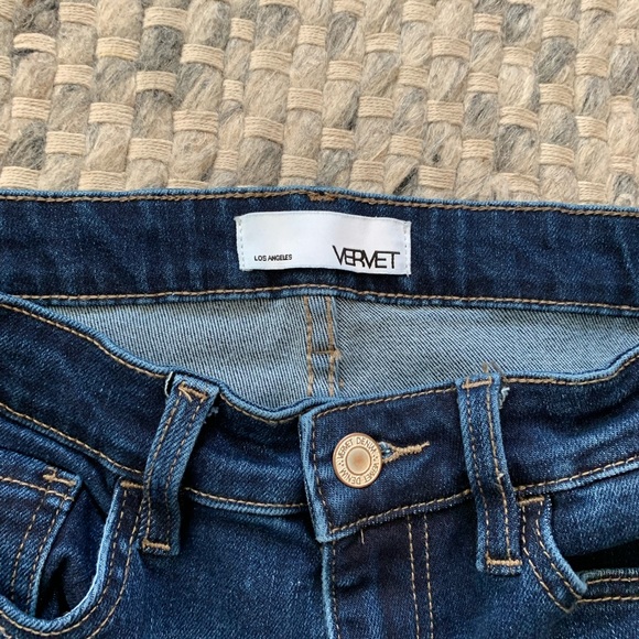 Vervet size 28 skinny jean - Picture 2 of 4